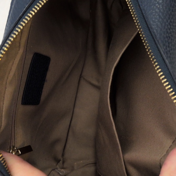 Angela Roi Grace Crossbody (Signet) - Picture 7 of 16